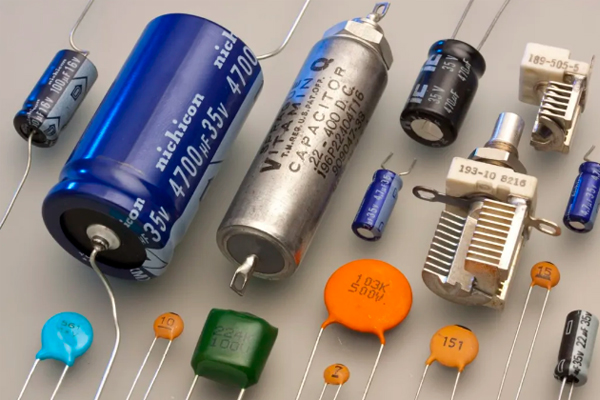 這3種電器千萬不要自己修，拔了插頭也帶電！.jpg